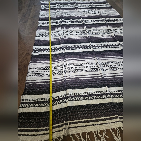 NWT Earth Ragz Striped Blanket - Picture 2 of 7